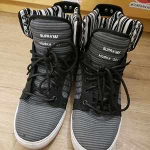 Supra skytop
